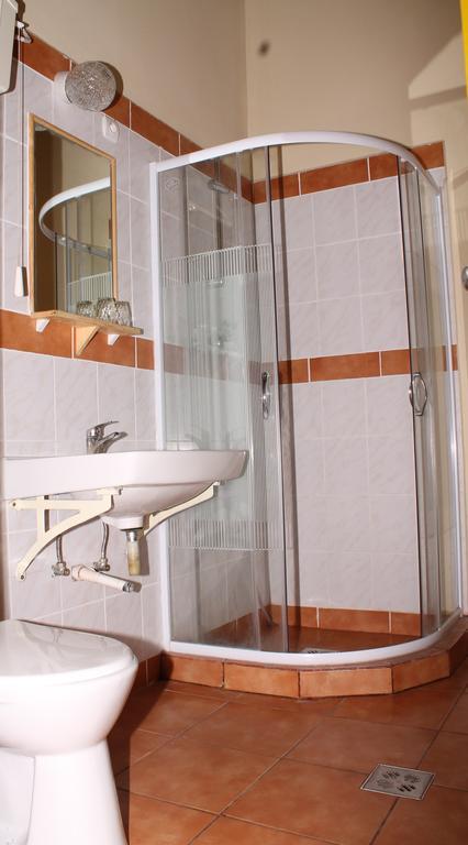 שיופוק Hotel Stella מראה חיצוני תמונה
